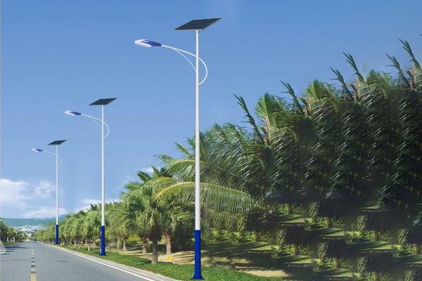达日太阳能路灯